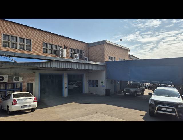 2,000M² WORKSHOP FOR SALE IN NELSPRUIT EXT 8